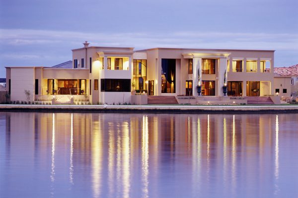 Canal-Elevation-at-dusk