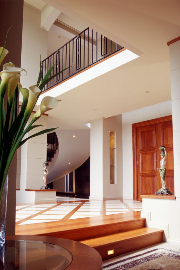 Entry-Foyer-from-Lounge